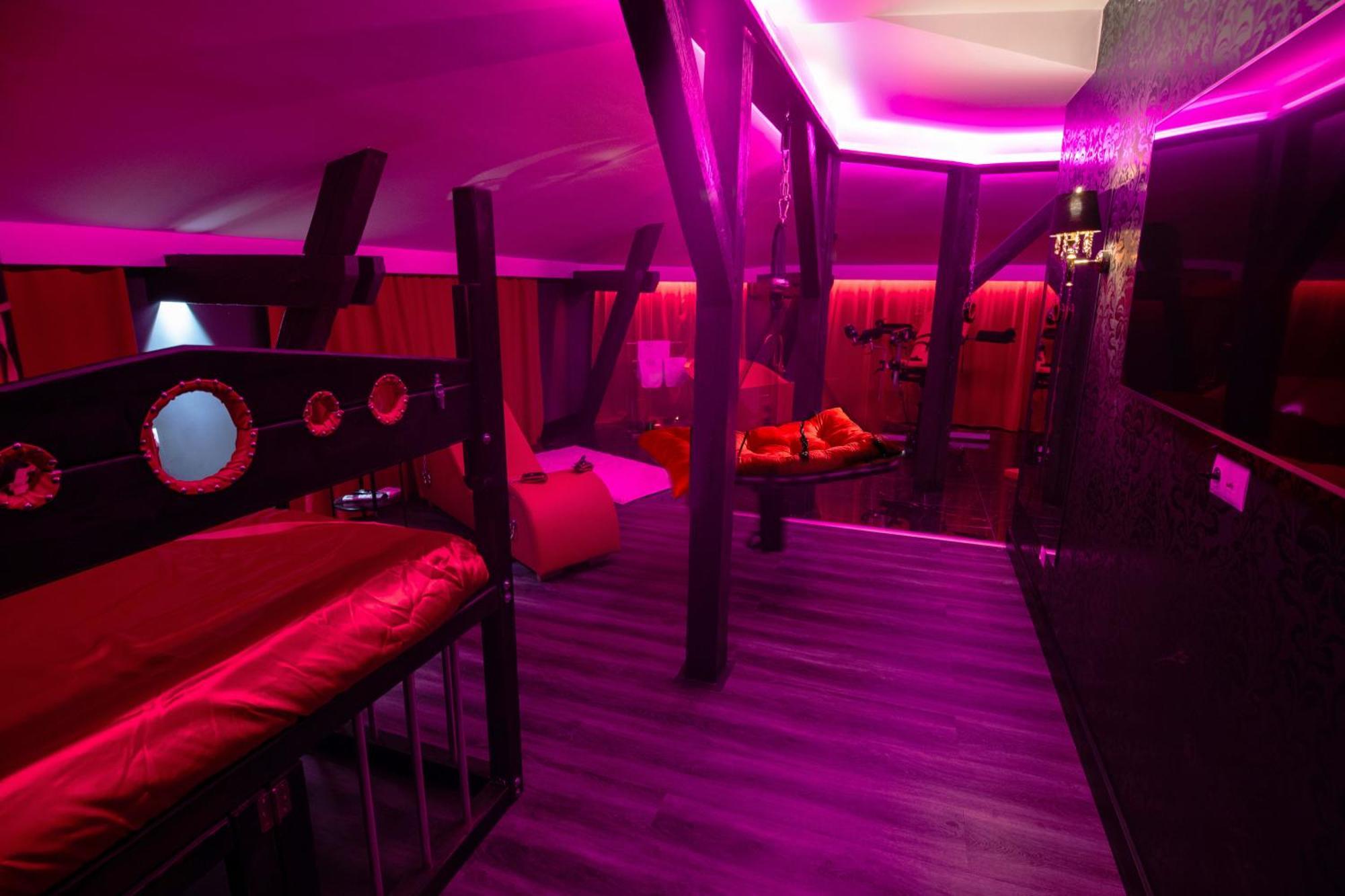 Red Palace Apartament Bdsm Bydgoszcz Buitenkant foto