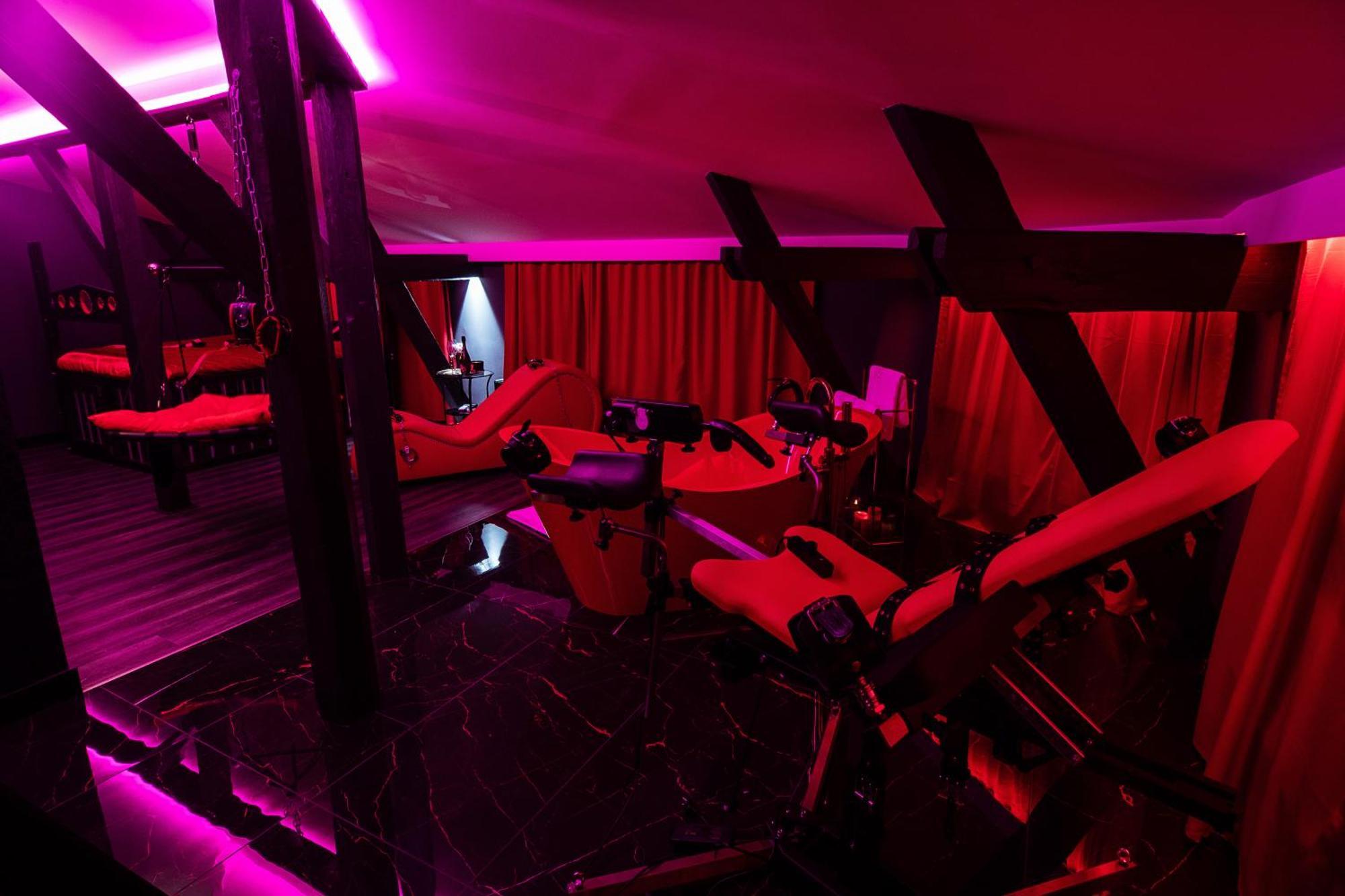 Red Palace Apartament Bdsm Bydgoszcz Buitenkant foto