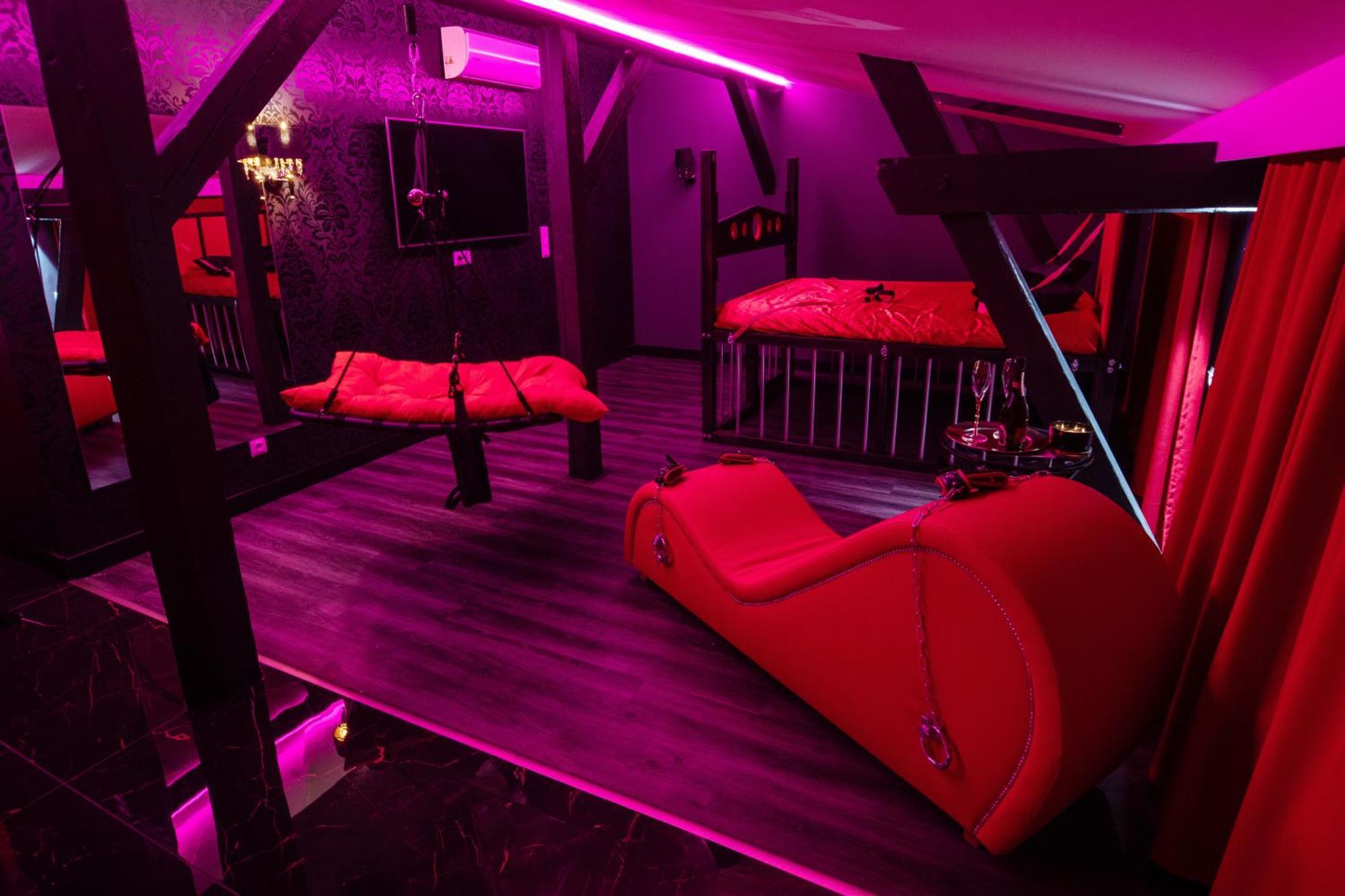 Red Palace Apartament Bdsm Bydgoszcz Buitenkant foto