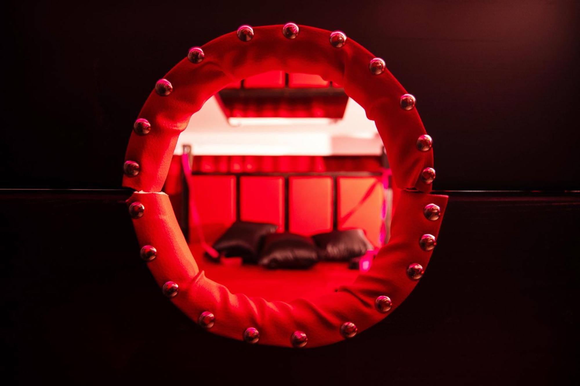 Red Palace Apartament Bdsm Bydgoszcz Buitenkant foto